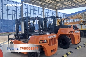 202310-cskh-xe-nang-doosan-viet-nam-04