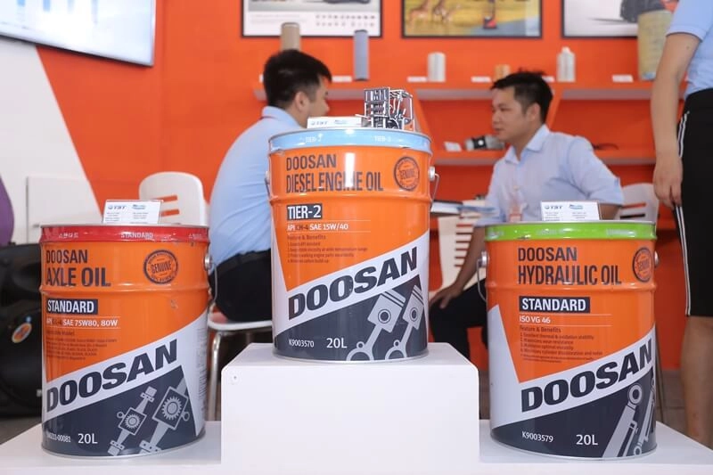 202505-dau-xe-nang-doosan-bobcat-1