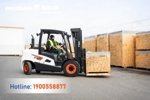 202505-xe-nang-dau-5-tan-bobcat-1